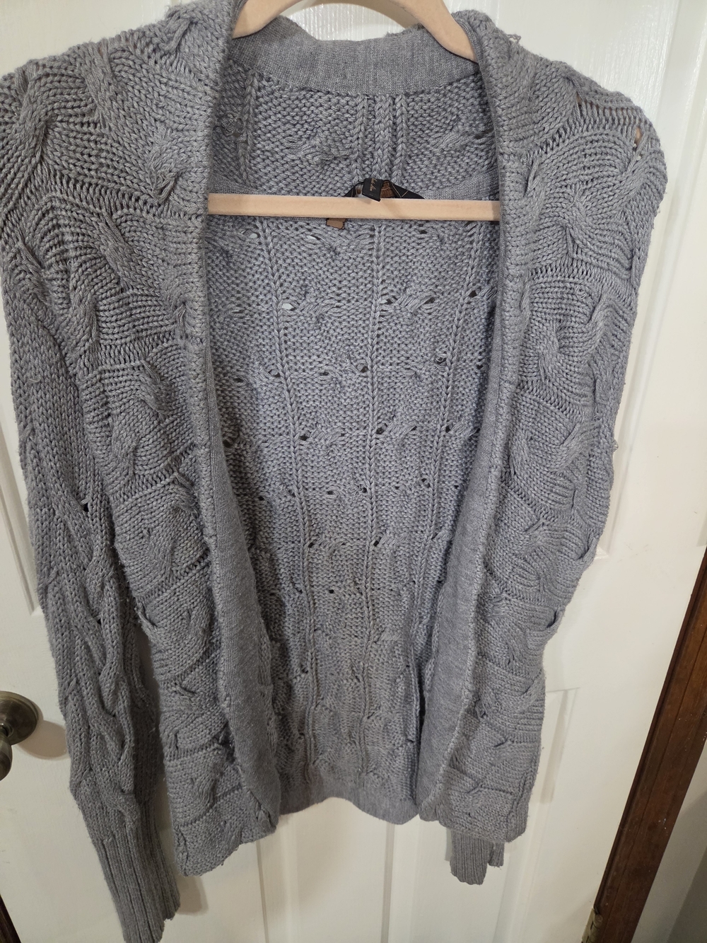 BCBGMaxAzria Light Gray Open-Front Cable Knit Cardigan